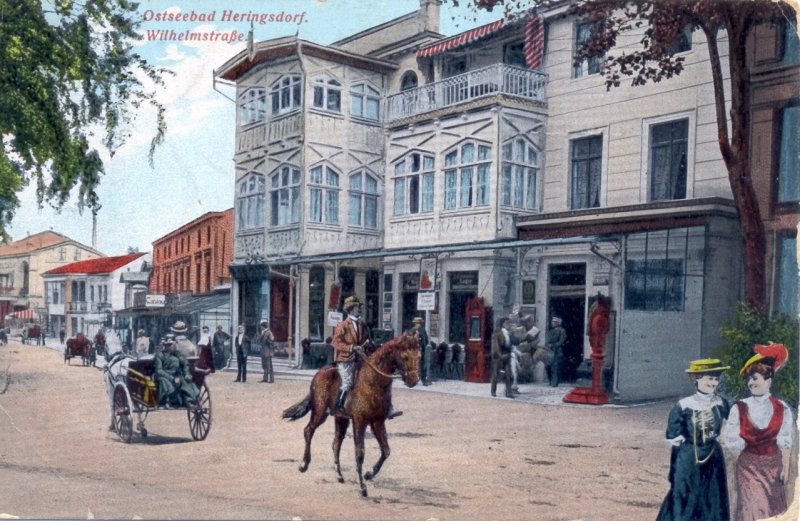 Ein altes Foto vom heutigen Platz des Friedens.