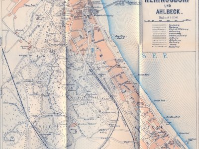 Der Griebens Reiseführer Ahlbeck, Heringsdorf und Bansin aus dem Jahre 1914 zeigt u. a. die Bebauung in Heringsdorf und Ahlbeck sowie die Badeeinrichtungen.